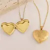 Collar Transfronterizo de Acero Titanio con Marco en Forma de Corazón de Alta Gama, Cadena para Clavícula de Acero Inoxidable con Colgante de Corazón Hueco de Nicho de Lujo Ligero para Mujeres