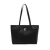 Bolsa Tote de Grande Capacidade para Mulheres 2025 Nova Moda Simples Bolsa de Mão Embossada Casual para Trabalho Roupa Bolsa de Ombro Axilar