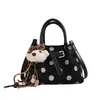 Bolso cubo de ante con lunares estilo coreano para mujer, nuevo de 2026, moda diaria, gran capacidad, para llevar al hombro y cruzado