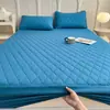 Protector de colchón impermeable para comercio exterior, acolchado a prueba de orina transfronterizo, antideslizante, antiarrugas, protector de colchón de cobertura total para colchón Simmons, pieza única