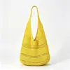 Bolsa feminina da moda, estilo casual de férias, nova bolsa de palha trançada primavera-verão, versão coreana, bolsa de ombro única para praia com design floral
