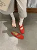 Mocassins femininos rasos de bico redondo e sola macia 2026 Slip-ons Mary Jane para combinar com saias, sapatos baixos estilo coreano