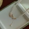 Colar de Pérolas com Pingente de Borboleta de Água Doce Natural para Mulheres, Simples e Único com um Toque de Luxo, Colar de Coração Deslizante Versátil Tendência