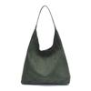 Bolso de Gran Capacidad para Mujer 2024 Otoño e Invierno Nueva Llegada Bolso de Hombro Bolso de Viaje Elegante y a la Moda Bolso Balde de Superficie Suave Combinable para Mujer