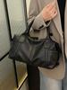 Bolso retro de alta gama de gran capacidad para mujer, nuevo bolso Boston portátil de un solo hombro para otoño e invierno de 2024.
