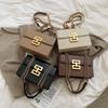 2022 Verão Novo Shoulder Bag Small Square Bag Moda Cadeia Retro Lock Trendy Crossbody Bag