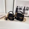 2026 Novo Estilo Bolsa de Mão Casual Acolchoada Inspirada em Chanel Tendência Nova Moda Feminina Bolsa Transversal com Corrente
