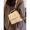 Mochilas de Otoño e Invierno para Mujer, Bolsos de Diseño de Nicho, Mochilas Cruzadas Versátiles de Moda Nueva 2025 para Mujer