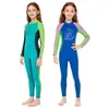Traje de buceo para niños 2.5MM en stock de una pieza manga larga traje de buceo de una pieza para adolescentes secado rápido cálido esnórquel surf