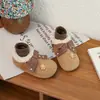 Sapatos de fleece para outono e inverno para bebês e crianças pequenas, sapatos de algodão estilo Birkenstock com sola macia para bebês e crianças pequenas, botinhas estilo princesa para bebês meninas, sapatos infantis para meninas