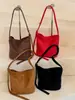 Bolso bandolera versátil de ante retro transfronterizo, moderno y minimalista, perfecto para ir al trabajo, un bolso tipo cubo de moda que se puede llevar en la mano o debajo del brazo