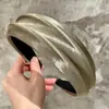 Faixa de Cabelo Estilosa de Alta Qualidade Coreana com Coroa Alta, Faixa Larga de Cetim de Luxo Leve para Uso Diário, Lavagem do Rosto e Penteado