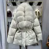 Nuevo abrigo de invierno de lujo con cuello de piel de zorro natural y relleno de algodón para mujer, de longitud media, entallado en la cintura, engrosado y cálido
