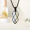 Colgante Prismático Hexagonal de Cuarzo Rosa Blanco Natural para Hombres Mujeres Parejas Colgante de Collar de Piedra Cruda Adorno Joyería Regalo Venta al por Mayor