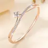 Moda Europea y Americana Transfronteriza Trébol de Cuatro Hojas Moda Lujo Ligero Gama Alta Pulsera de Circonita Llena de Diamantes Versátil Nicho Pulsera para Mujer