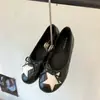 Zapatos planos de mujer con diseño de estrella y lazo en patrón de rombos negros, nuevo estilo 2026, suela suave, cómodos y versátiles Mary Jane planos