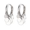 Pendientes Pequeños Redondos Plata de Ley s925 Hebilla para la Oreja Moda Sentido del Diseño de Lujo Ligero Anillo de Trémula Hebilla para la Oreja con Borla Elegante Personalizada