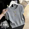 Camiseta de punto de color liso, cuello redondo, estilo minimalista y moderno para mujer, nuevo estilo primavera-verano 2026, versátil, rejuvenecedor, a la moda, entallador