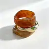 Conjunto de pulseras de resina de dos tonos y metal de tres piezas, superventas transfronterizo para mujer, accesorios de joyería tipo brazalete con personalidad exagerada y a la moda