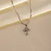 Collar con Colgante de Cruz de Circonita de Lujo Ligero para Mujer, Diseño de Nicho, Cadena Elegante Simple y Versátil para la Clavícula