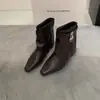 Botines Retro de Terciopelo Estilo Coreano con Plataforma Interna para Mujer Otoño/Invierno 2026 Nuevos Botas para Pantalón Puntera Cuadrada Nicho Botas Martin Adelgazantes