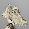 Zapatos de papá para hombre, populares zapatos de invierno INS de moda, zapatos de talla grande para hombre, zapatillas luminosas de suela gruesa de otoño para hombre, transpirables