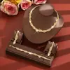 Colar cravejado de diamantes transfronteiriço Conjunto de joias femininas Brincos Pulseira Conjunto de três peças Joias para noiva Vestido de casamento