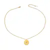 Collar con Colgante Redondo Grabado de Lujo Ligero de Doble Cara con Diamantes Incrustados Acero de Titanio Resistente al Desgaste Color Duradero Estilo Europeo Colgante Simple Versátil