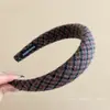 Diadema de Estilo Fresco de Lujo Ligero, Diseño de Esponja Fina, Accesorio para el Cabello de Gama Alta, Diadema de Colores para Mujeres, Venta al por Mayor, Diadema de Corona Alta para Lavarse la Cara