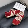 Zapatillas de entrenamiento alemanas Lancui para mujer 2026 nuevas zapatillas casuales de suela gruesa vintage de color bloque versátiles zapatillas deportivas Cortez