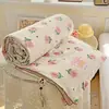 Colcha de verano de doble capa de gasa, grado maternal e infantil Clase A, lavable a máquina, colcha de aire acondicionado para verano, adecuada para dormitorios de estudiantes, colcha fina como regalo