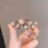 Pinza para el Cabello de Flor de Cristal de Lujo Ligero Estilo 2026 para Mujer, Pinza de Resorte de Alta Gama Estilo Coreano para Cabello Semirecogido en la Parte Posterior de la Cabeza