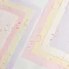 Fábrica de Papel de Algodón con Pétalos en Relieve Papel de Envoltura de Flores al por Mayor para el Día de la Mujer, Día de la Madre, Papel de Envoltura para Ramos del Día de la Mujer