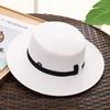 Sombrero de Paja Estilo Francés Borde Plano Letra M para Mujer Copa Plana Elegante Sombrero de Copa Blanco Protección Solar Británica Sombrero Sombrilla para Vacaciones en la Costa