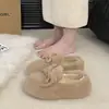 Zapatos de mujer sin cordones, esponjosos, suaves y acogedores, perfectos para usar al aire libre, con un nuevo diseño otoño/invierno 2026 con forro de algodón peludo y suela plana