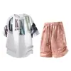 Pantalones Casuales Conjunto Deportivo Shorts 2026 Nuevo Estilo Camiseta de Manga Corta Conjunto de Dos Piezas de Moda Estudiante Moderno Hombres Venta al por Mayor Moda