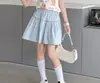 Conjunto de Duas Peças Moda Verão para Meninas: Camiseta Cartoon Estilosa com Laço e Saia Curta com Renda para Crianças Maiores