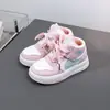 Nuevos Zapatos de Algodón de Caña Media-Alta para Niños al por Mayor Estilo Coreano Casual Aj Tenis para Niños Zapatos Deportivos para Niños Grandes 3768