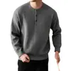 Suéter Henley retro estilo americano de principios de otoño, top de punto casual de color liso, corte holgado y versátil para hombre