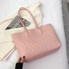 Bolso de Gran Capacidad para Mujer 2024 Nuevo Verano Bolso de Hombro Versátil Textura Bolso de Clase para Estudiante Universitario Bolso Tote para Viajero