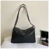 Bolsa Boston simple de gran capacidad para mujer, nueva bolsa de hombro casual vintage 2026 para salidas diarias y bolsa de mano para ir al trabajo