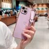 Capa Eletrogalvanizada em Forma de Coração Vazado para iPhone 14, Suporte de Pulseira Apple 16, Capa Protetora para Apple 15, Capa 17