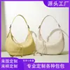 Bolsa feminina de moda transfronteiriça, design simples de nicho, formato de meia-lua, nova bolsa de ombro, bolsa de mão, bolsa transversal, personalizada de fábrica