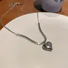 Doce e Cool Ins Tridimensional Coração Cubo Luxo Leve Nicho Alto Padrão Minimalista Não Desbota Design de Moda Versátil Colar