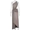 Ropa de Mujer para Comercio Exterior Europeo y Americano, Diseño que Expone la Cintura, Vestido Largo de Color Sólido, Un Hombro, Cuello Diagonal, Sexy y Elegante, Con Pliegues y Abertura Alta