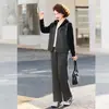 Conjunto de Ropa Deportiva de Primavera para Mamá 2026 Estilo Nuevo Ropa Casual de Primavera y Otoño para Mujeres de Mediana Edad Conjunto de Chaqueta de Dos Piezas para Personas de Mediana Edad y Mayores