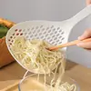 Escumadeira grande estilo japonês, resistente ao calor, multifuncional, para escorrer água, adequada para uso na cozinha, tamanho grande, para bolinhos, vegetais e escorrer macarrão