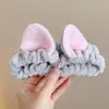 Faixas de cabelo da moda para meninas, perfeitas para outono e inverno, com um design fofo e divertido, apresentando orelhas de gato de desenho animado, e versáteis o suficiente para combinar com qualquer roupa.