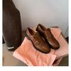 Estilo Celebridade da Internet Estilo Britânico Sapatos Loafer Retrô com Escultura Exquisita, Sapatos Pequenos de Couro Românticos Franceses para Mulheres, Sapatos de Outono e Inverno