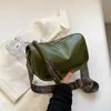 Bolsas Populares de Comércio Exterior para Mulheres Verão 2024 Nova Moda Bolsa Transversal com Alça Larga Estilo Quente de Influenciador Nicho Bolsa Feminina Estilo Almofada